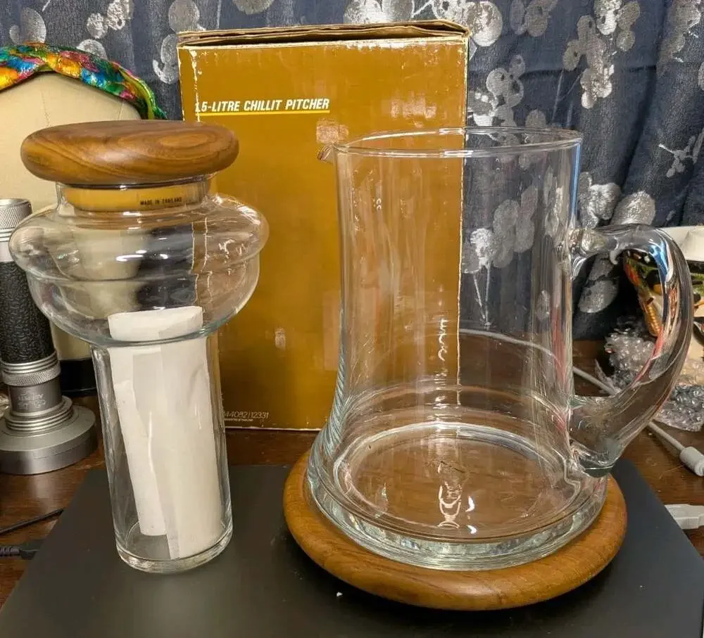 Vintage Baker Hart & Stuart Teak & Glass Pitcher 1.5 L With Ice Insert 10